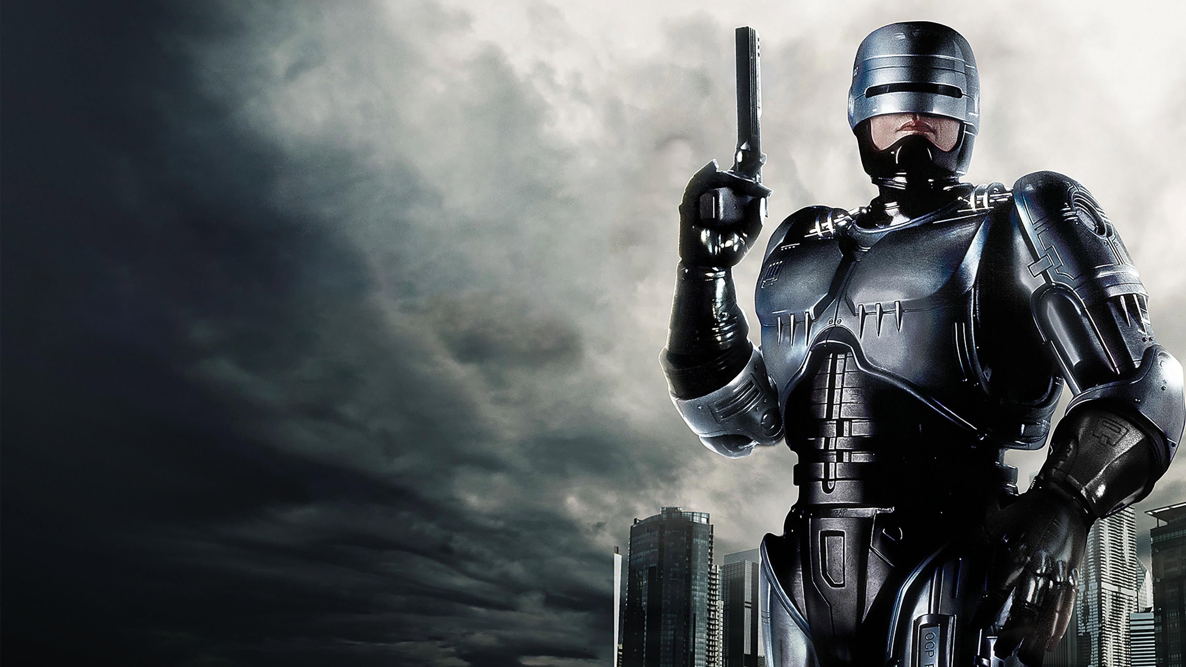 RoboCop (1987) Review: Verhoeven’s Cyberpunk Classic