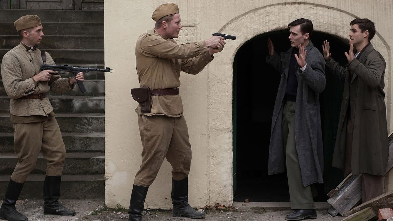 The Invisibles still 7