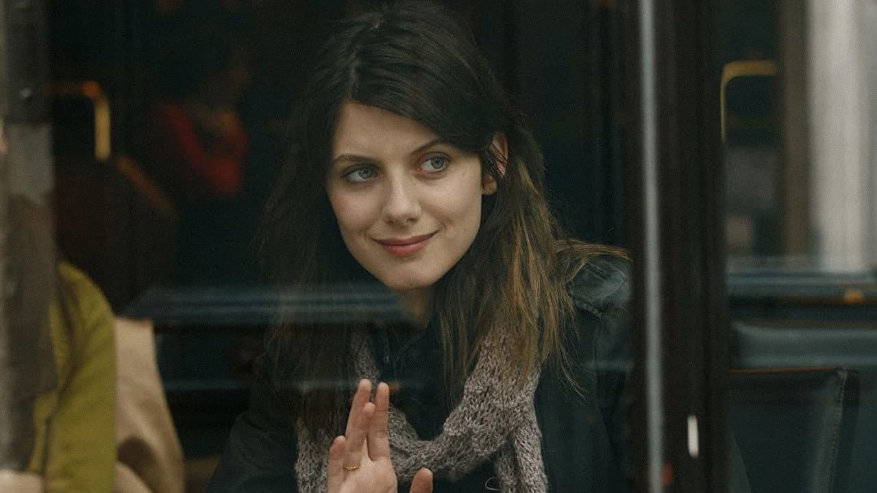 Paris still 4