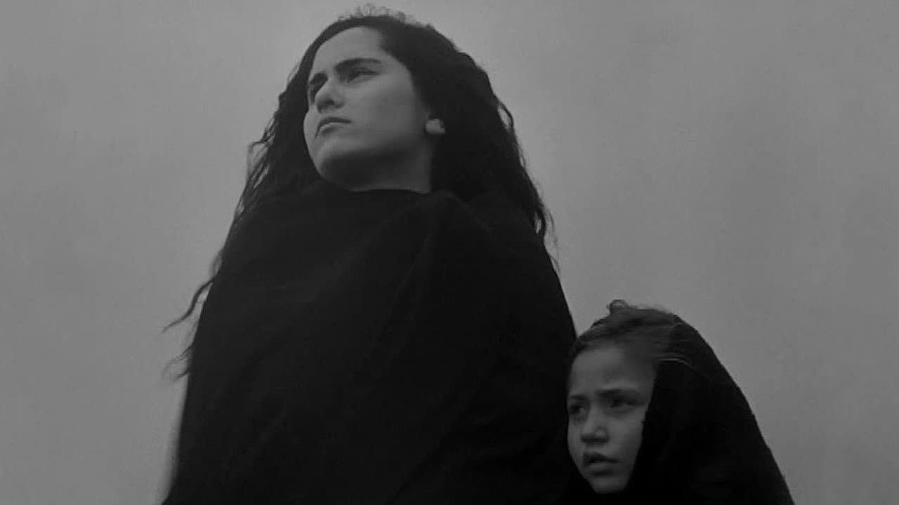La Terra Trema still 4
