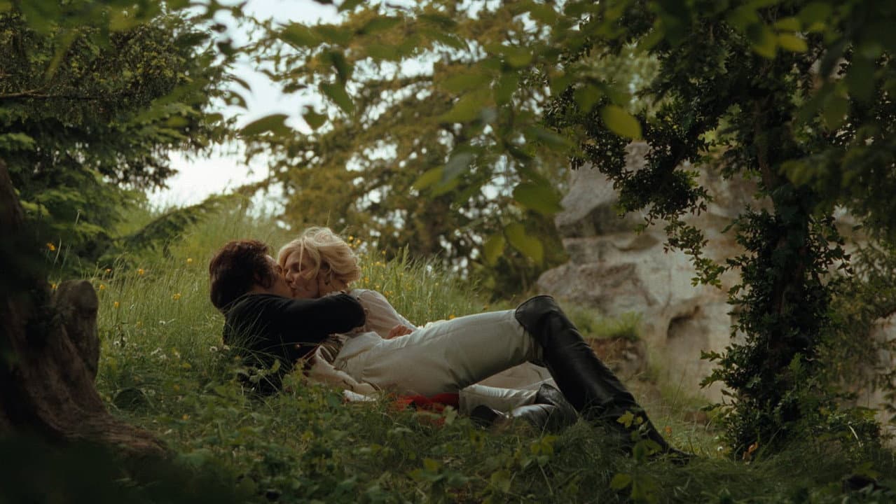 Marie Antoinette still 8