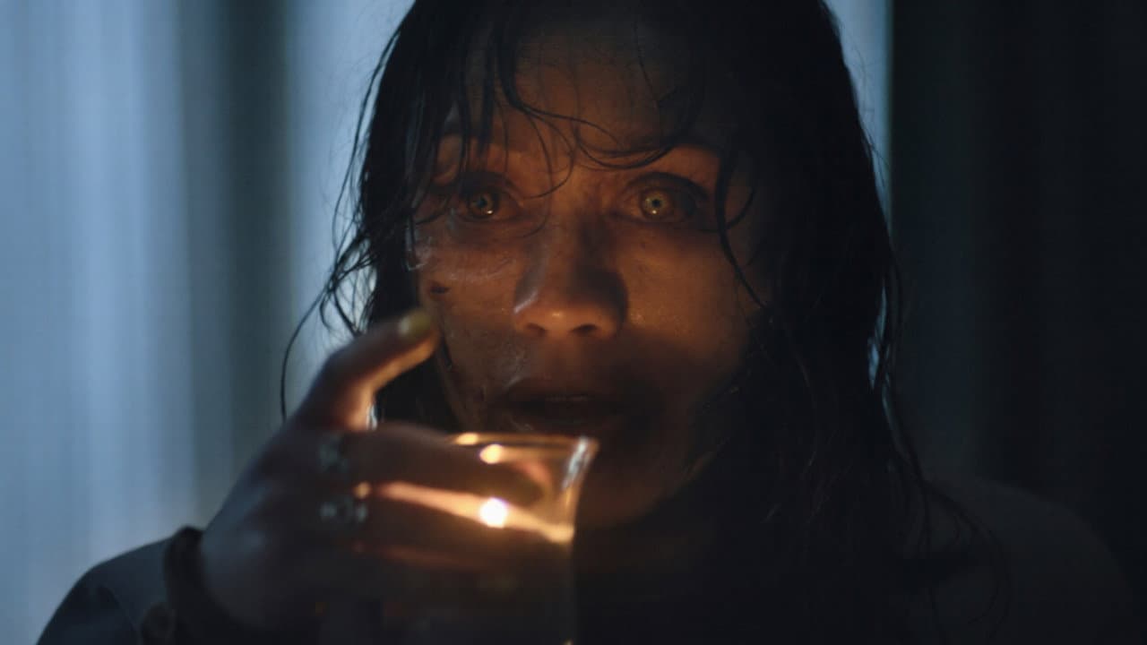 Evil Dead Burn Review: Bloody, Gory Thrills still 4