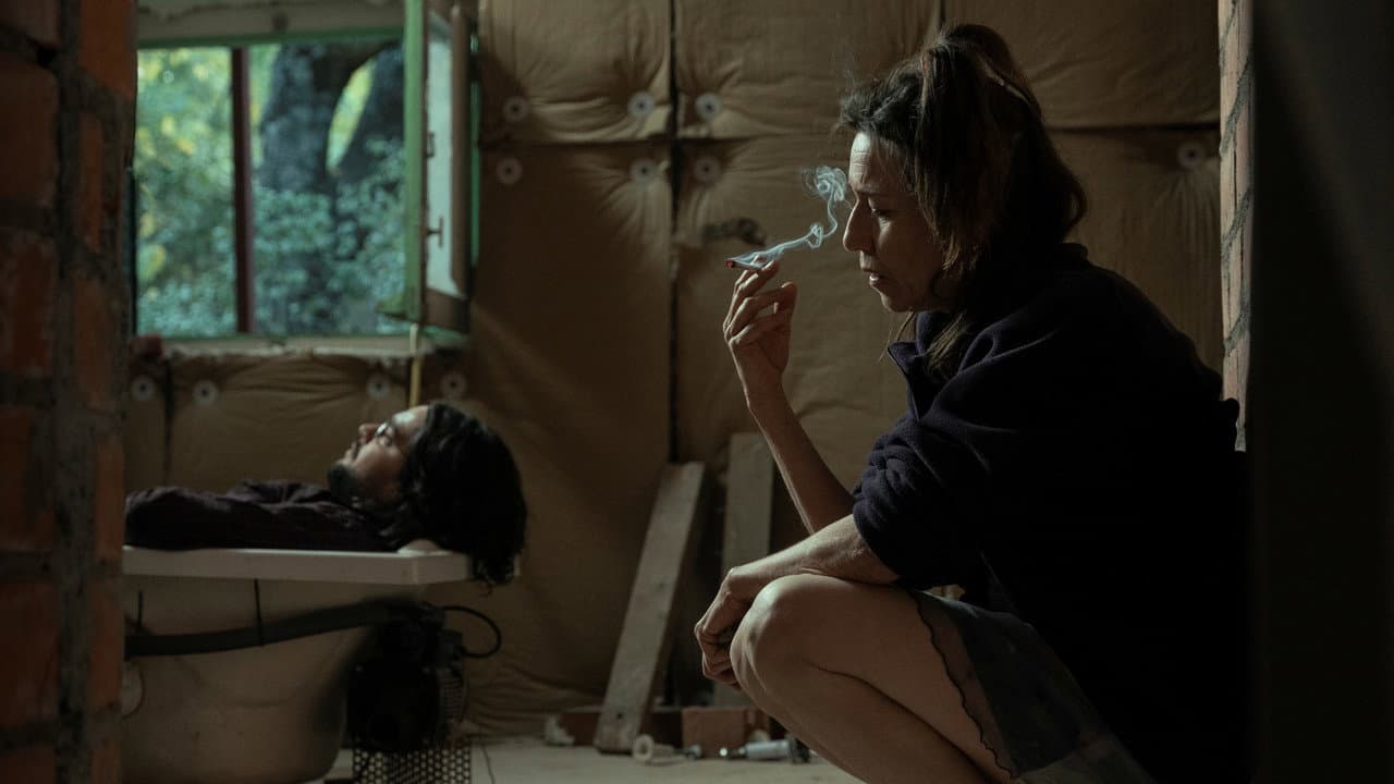 La Bola Negra still 8