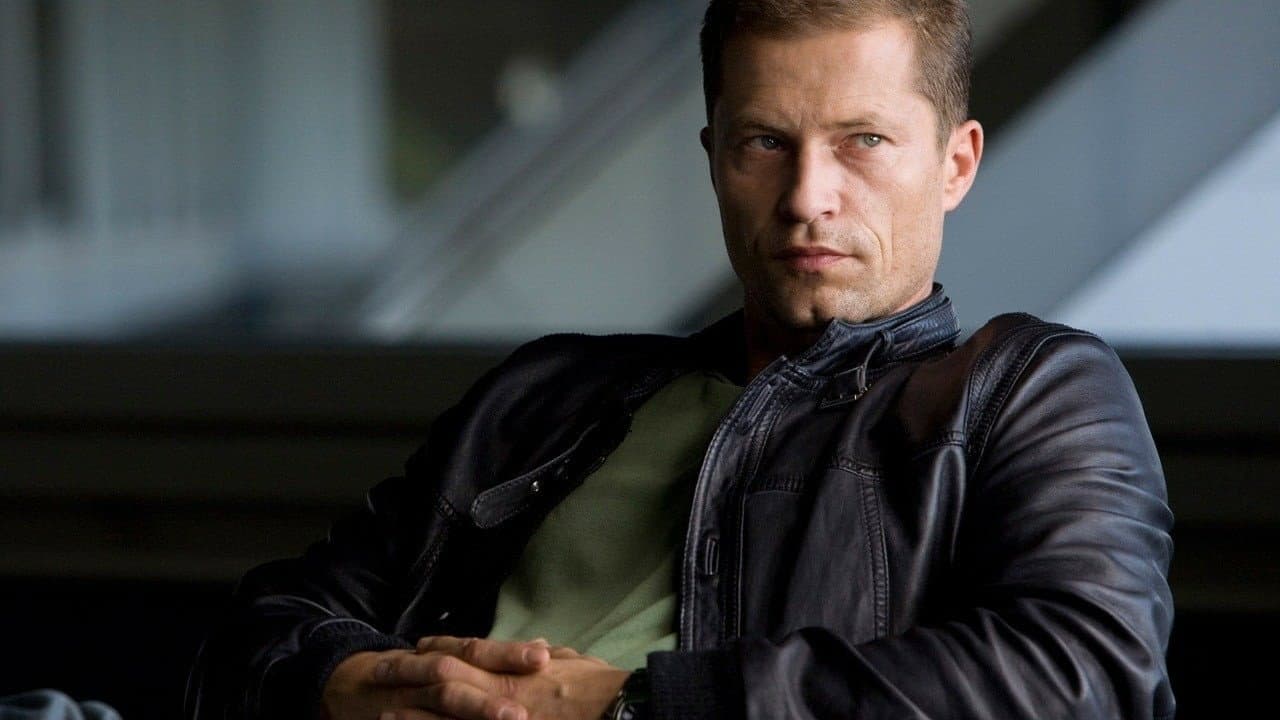 Men in the City still 7