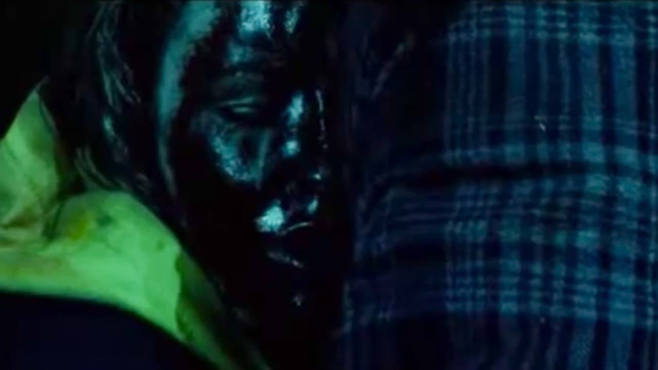 Hobo with a Shotgun still 7