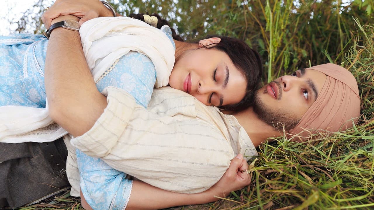 Main Vaapas Aaunga: Vedang Raina Drops Unseen Pics From Sets; Celebrates 2 Months Of Love & A Roaring OTT Run still 1