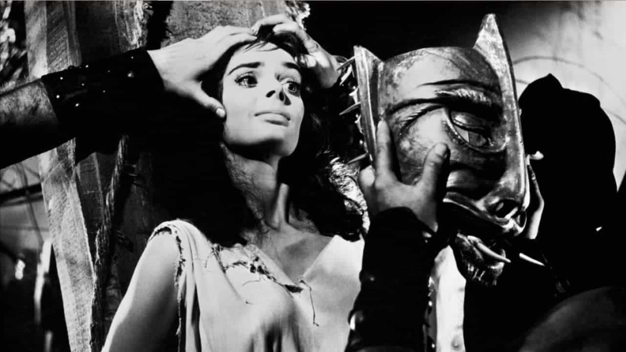 Black Sunday still 3