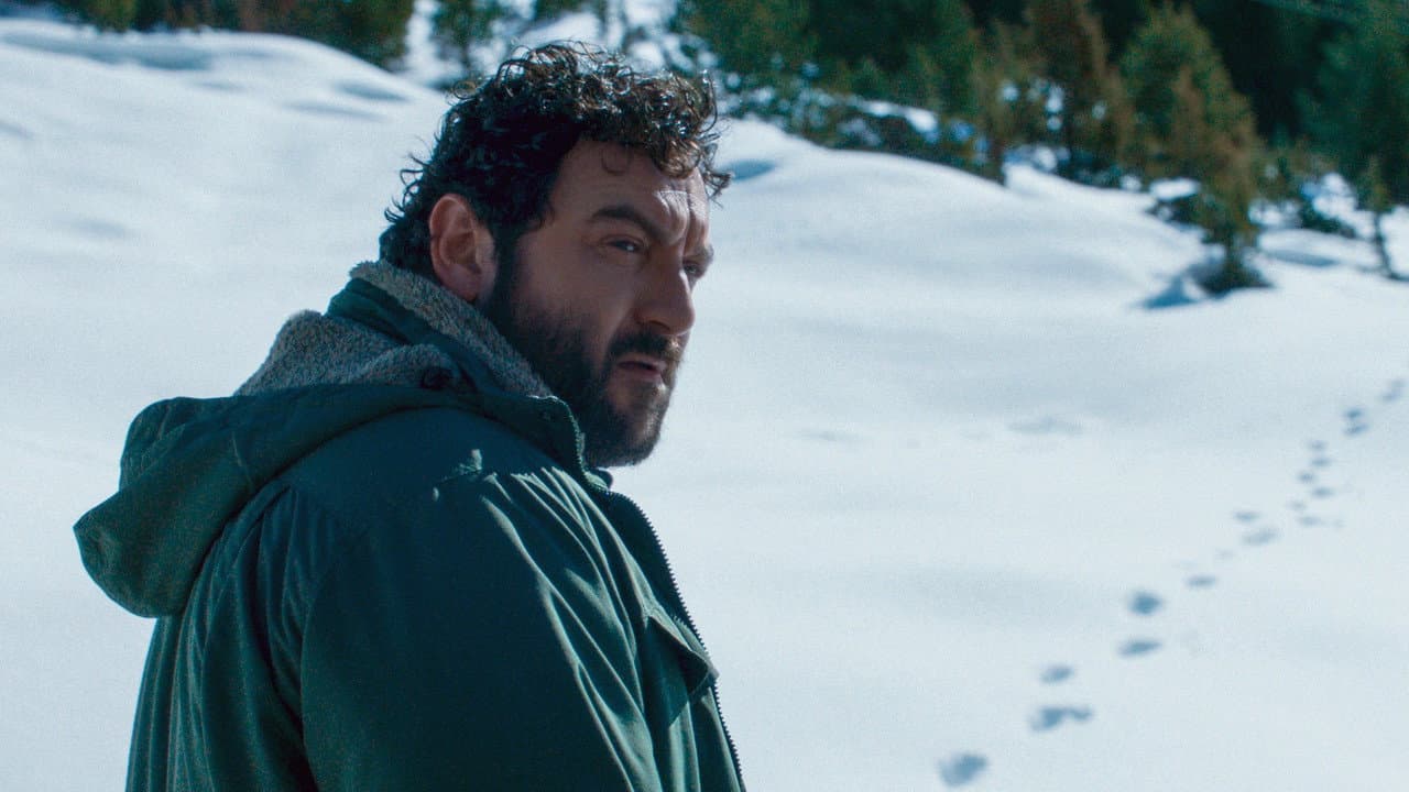 White Paradise still 7