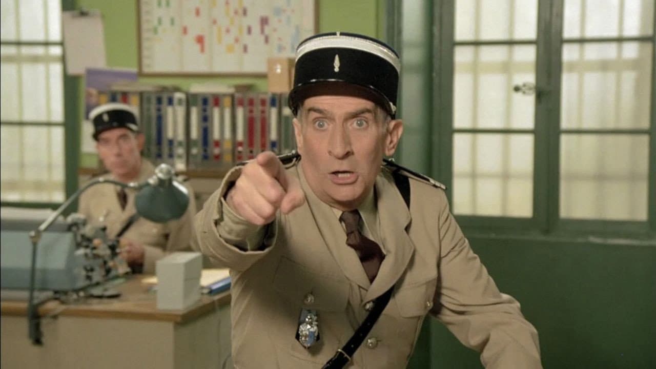 The Gendarme and the Creatures from Outer Space still 7