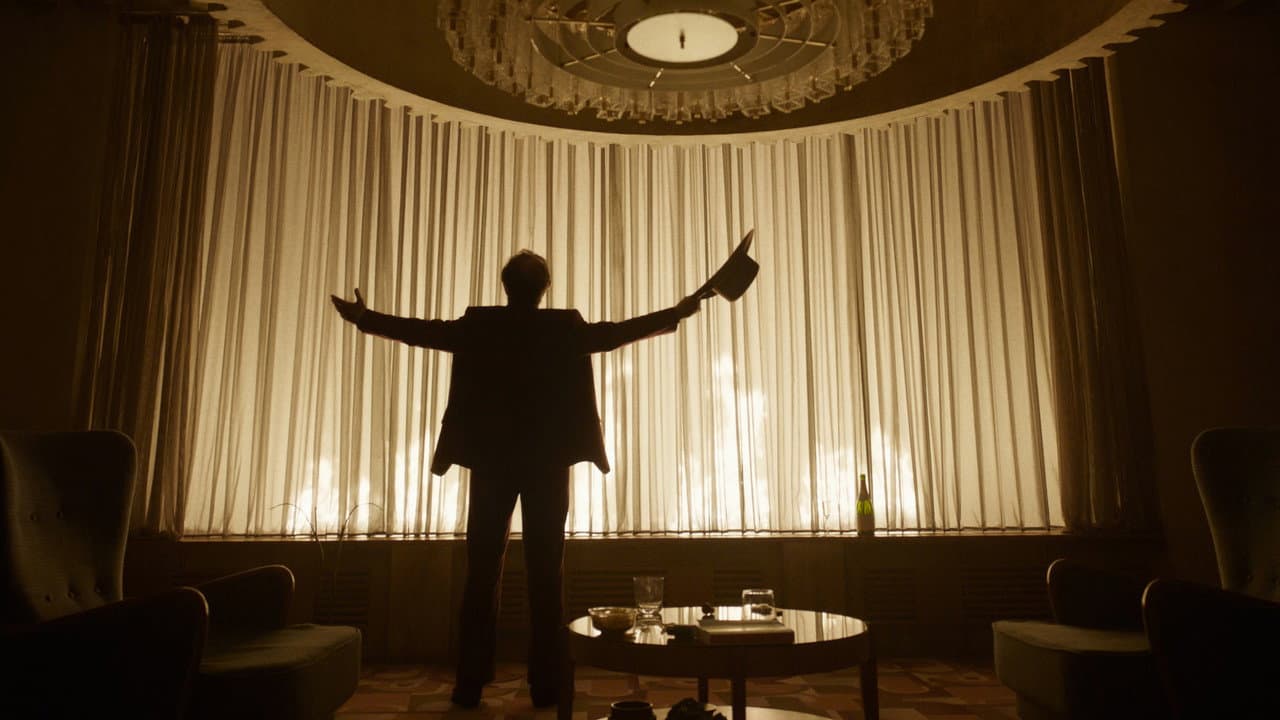 Digger Trailer: Tom Cruise Goes Unhinged in Iñárritu's still 4
