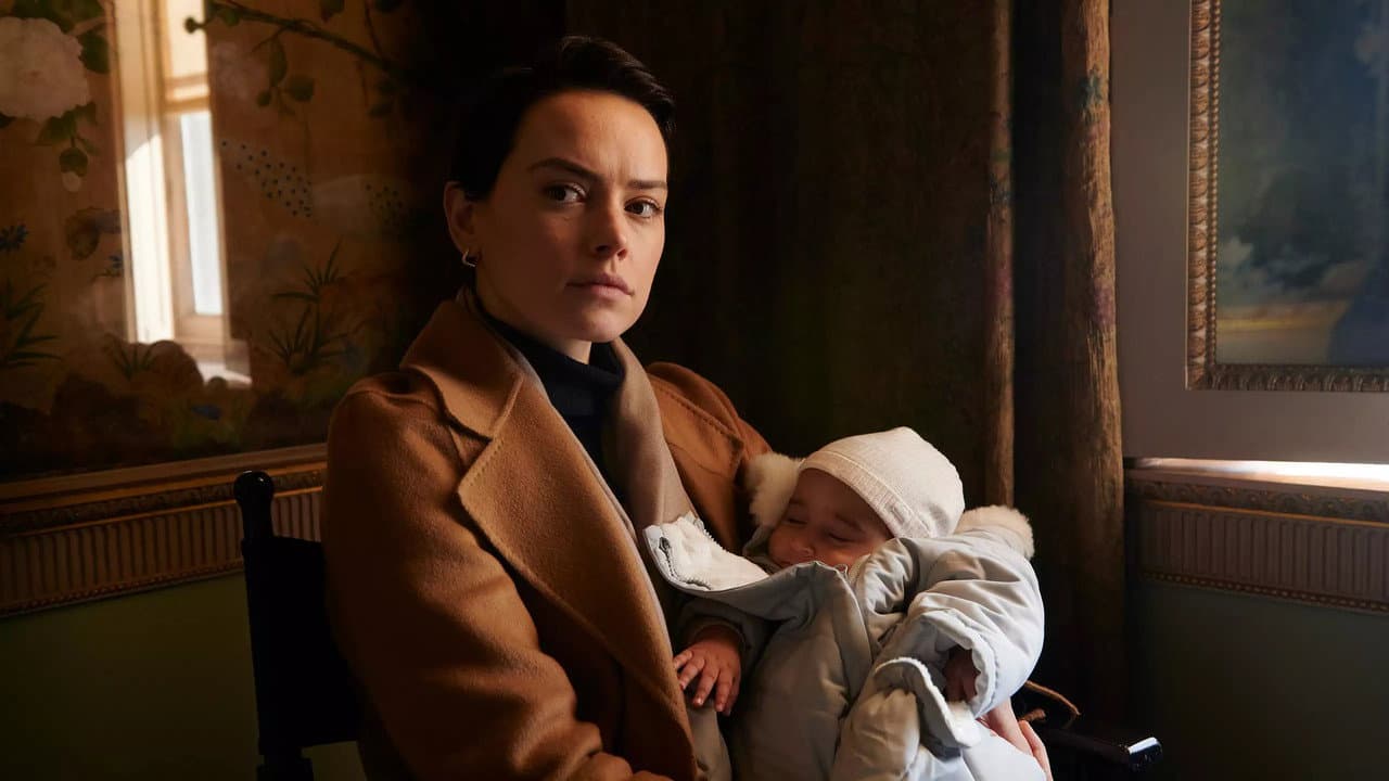 Magpie still 4