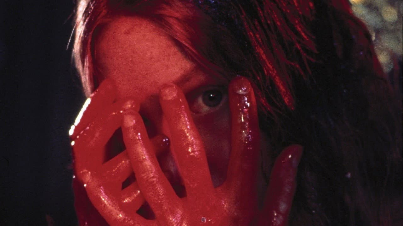 Carrie Trailer: Mike Flanagan Reimagines King's Horror still 4