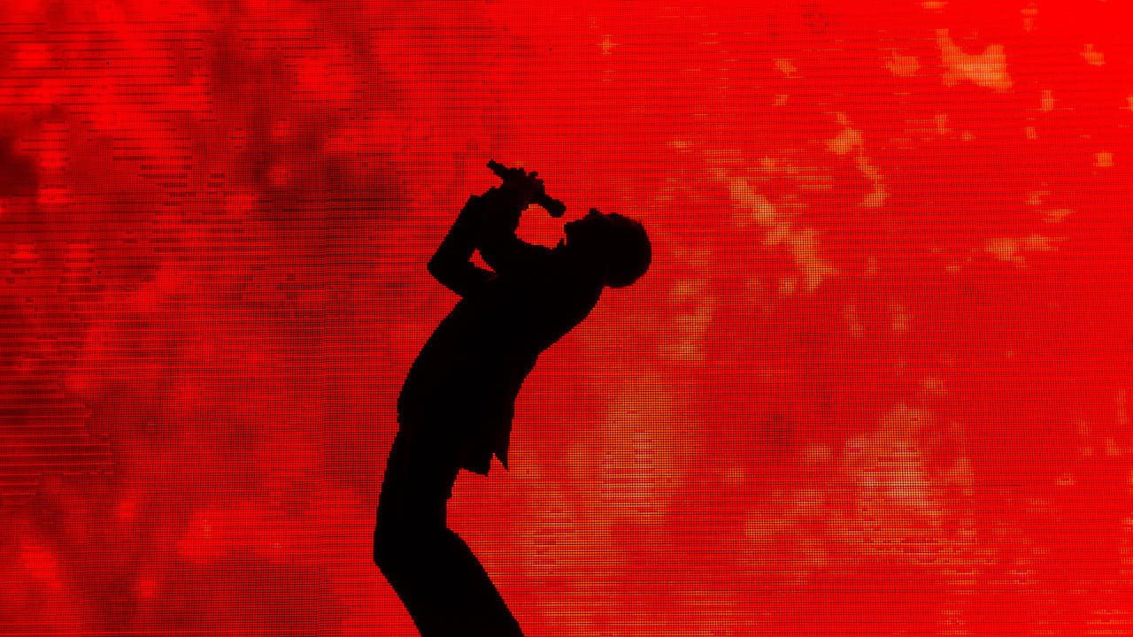 Aziz Ansari: Live at Madison Square Garden still 1