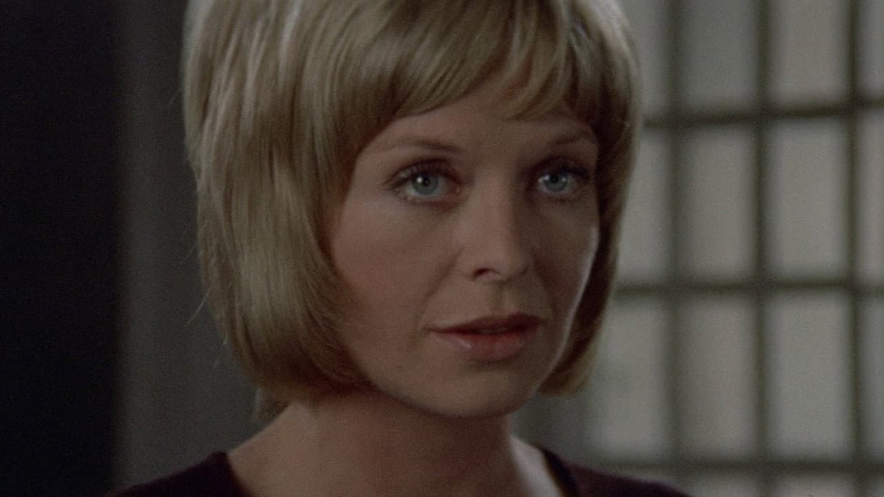 Images still 8