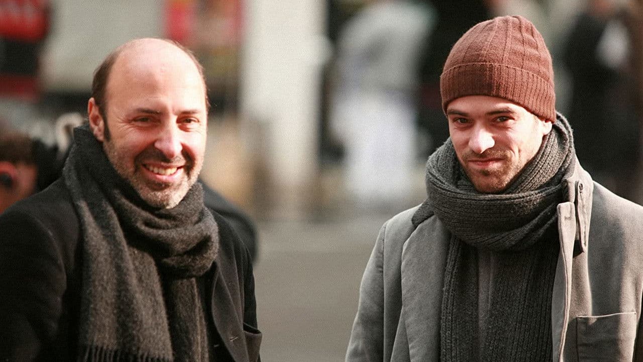 Paris still 2