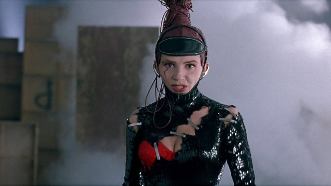 Kika still 5