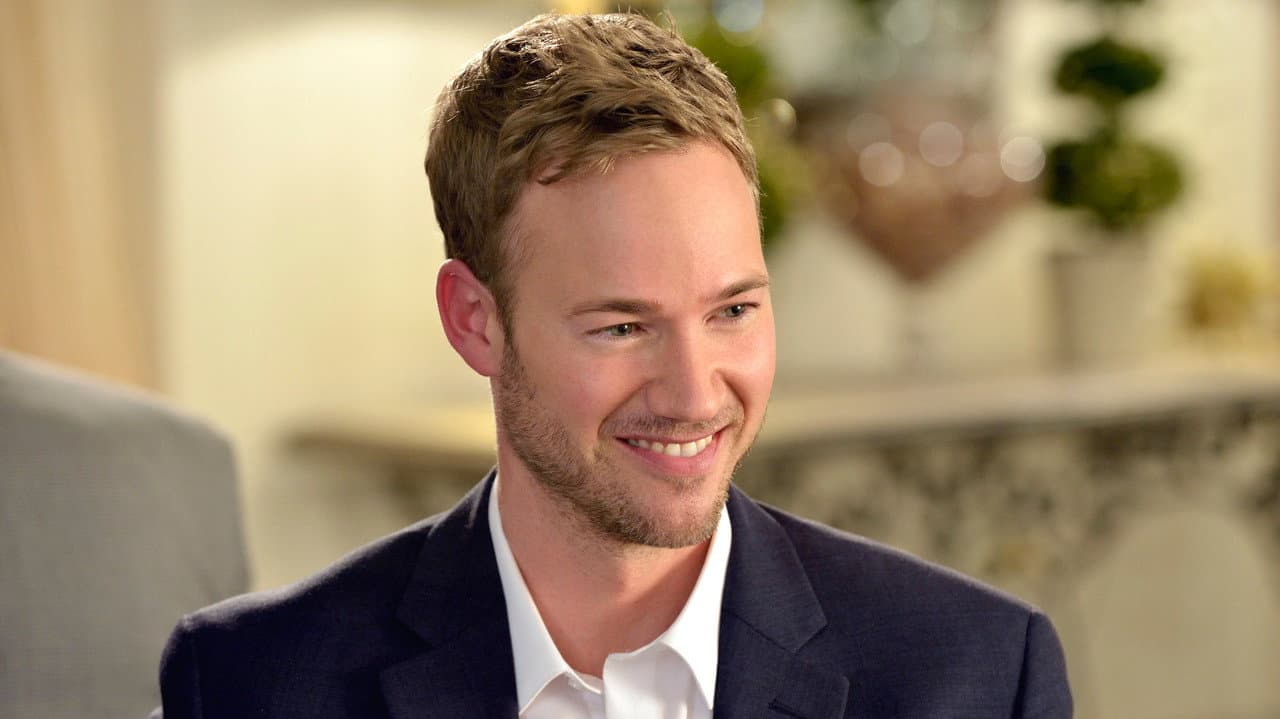 Catch a Christmas Star still 8