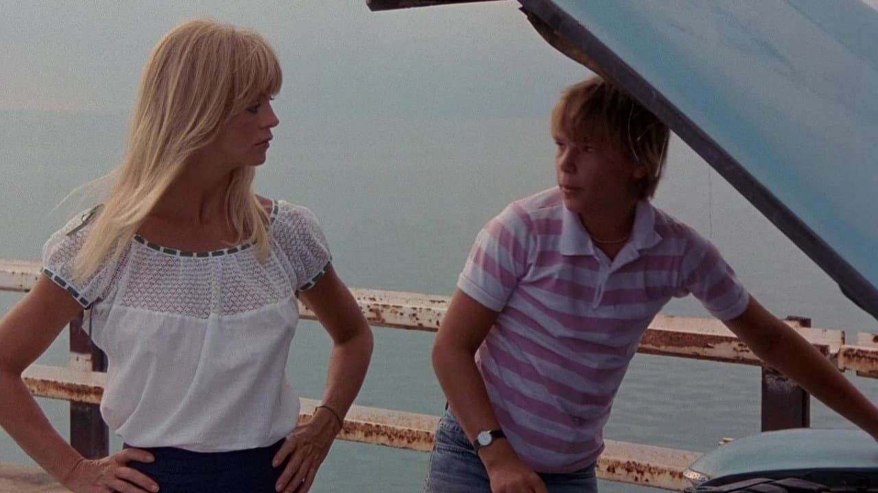 CrissCross still 1