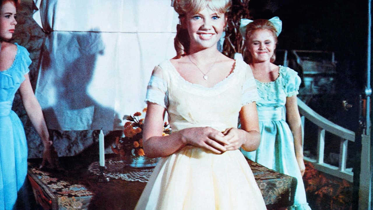 Summer Magic still 4