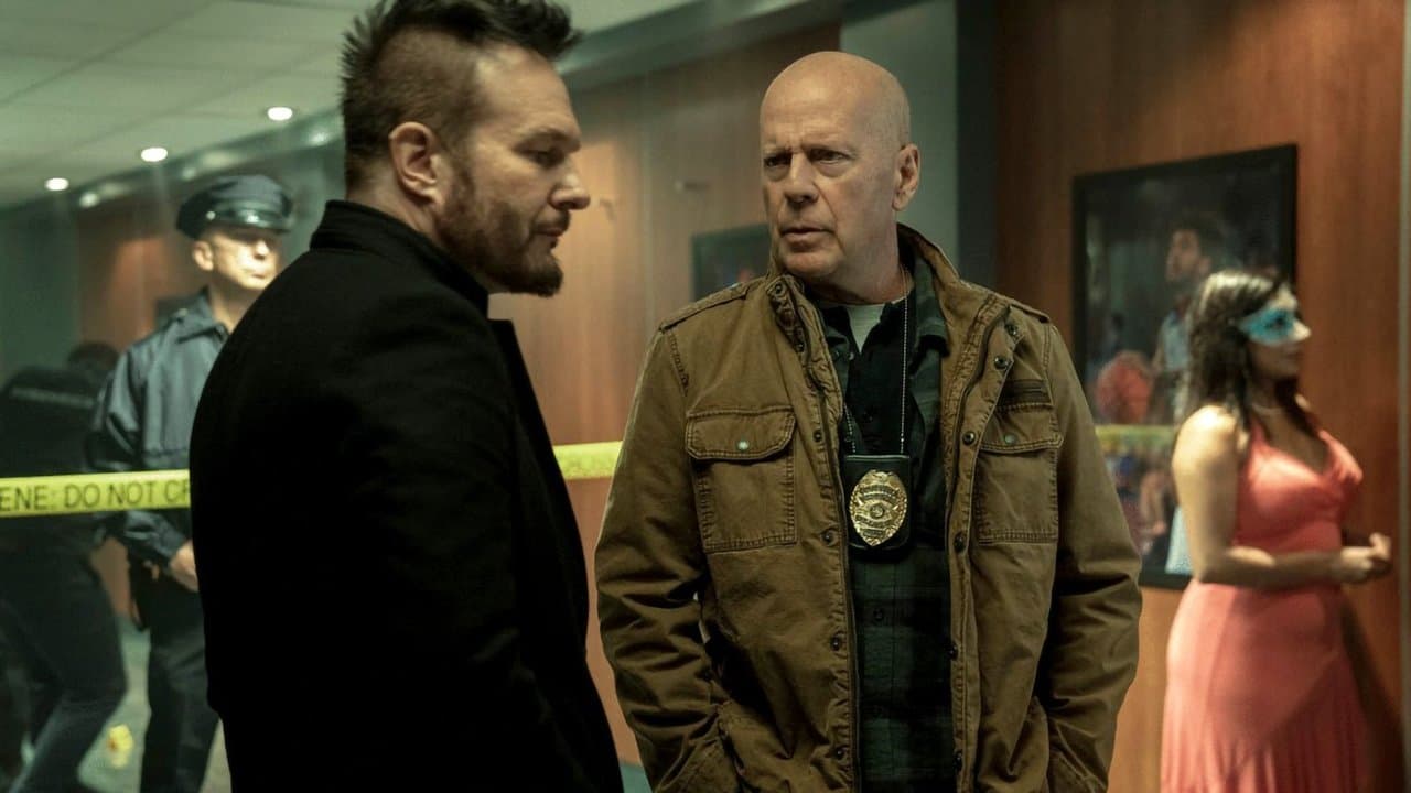 Detective Knight: Rogue still 7
