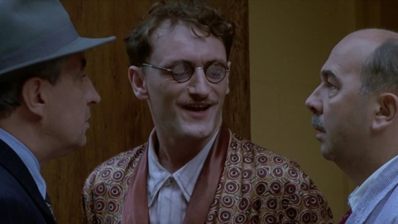 Monsieur Batignole still 4