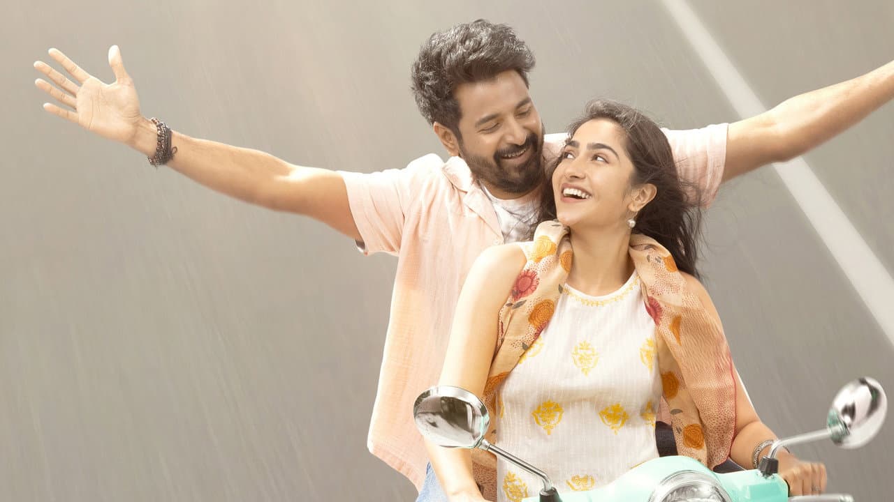 Madharaasi still 2