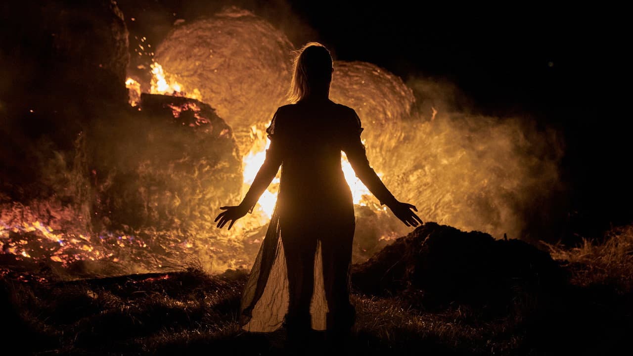 The Outrun still 3