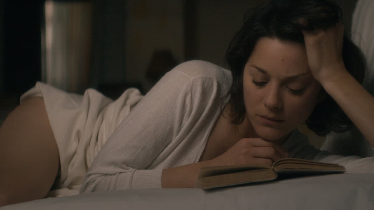 From the Land of the Moon still 7