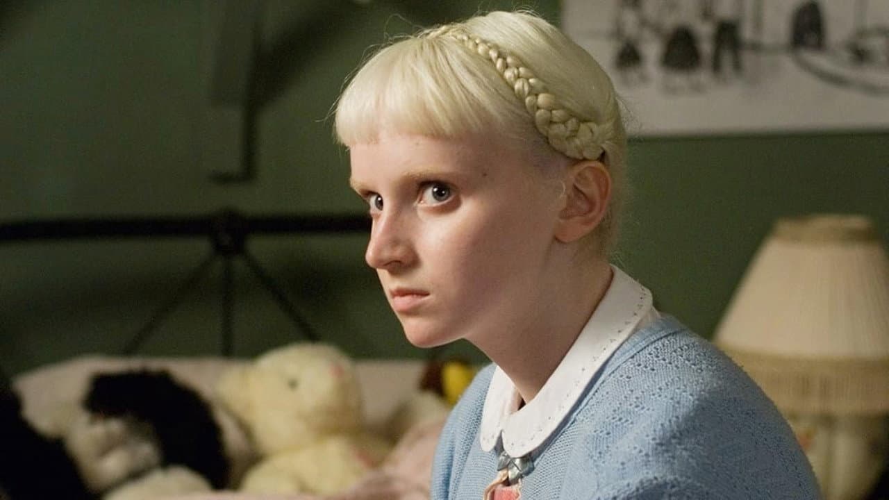 Dorothy Mills still 4