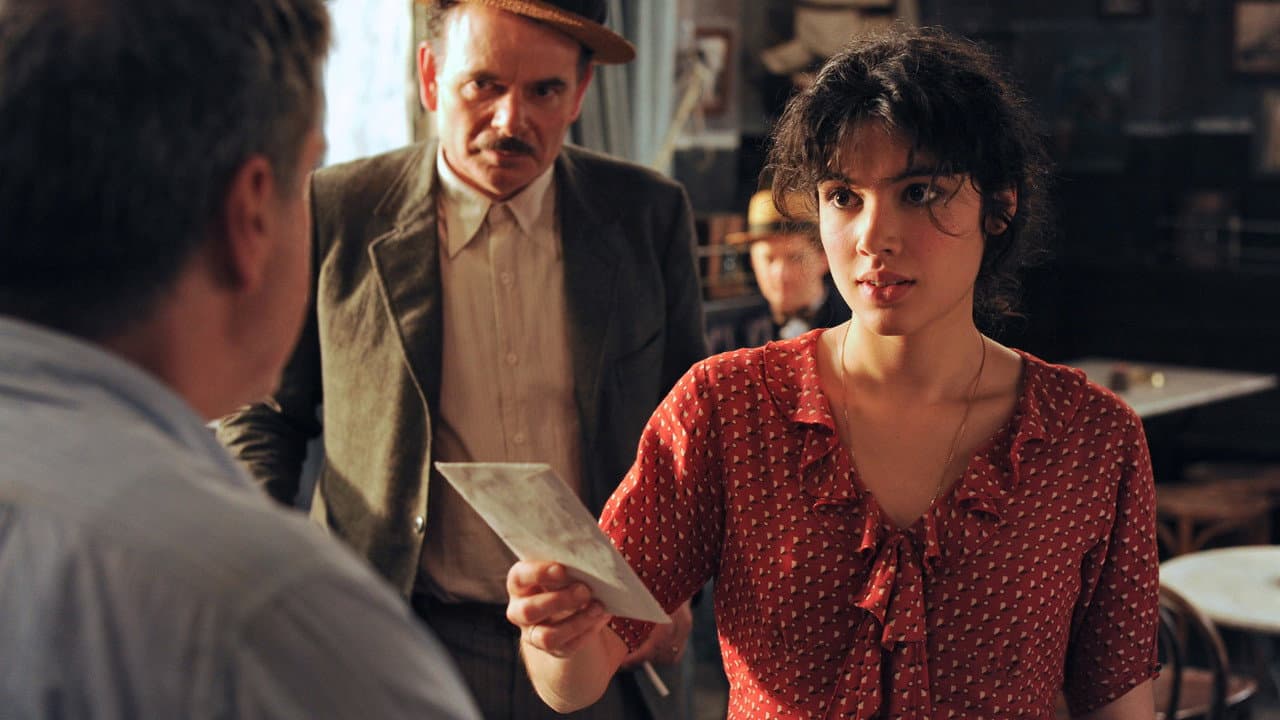 Fanny still 6