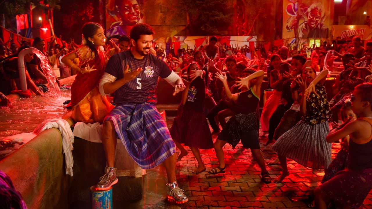 Bigil still 7
