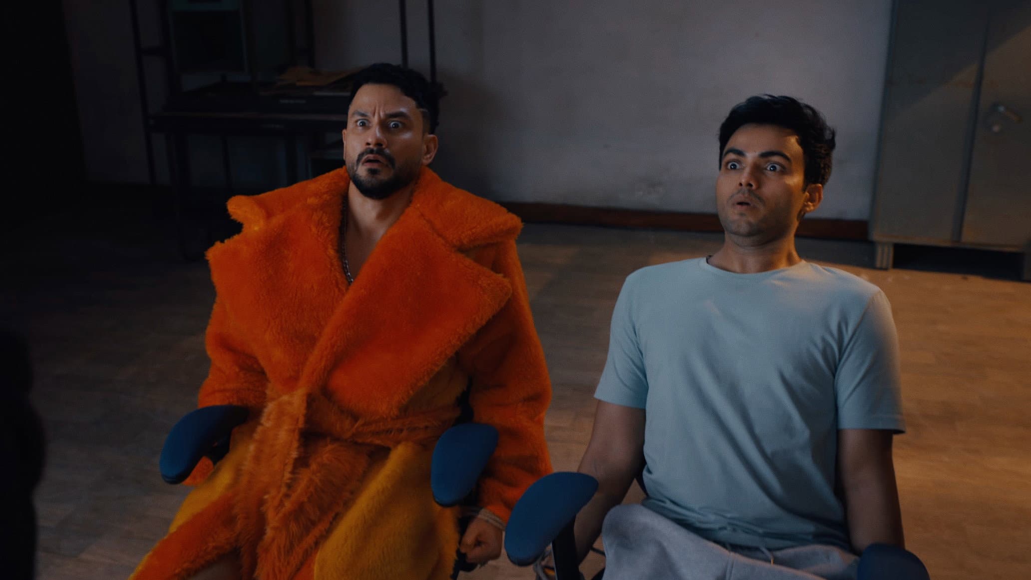 Vibe Review: Kunal Kemmu's Chaotic Bollywood Ride