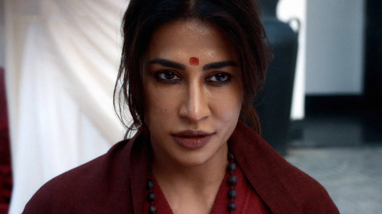 Raat Akeli Hai - The Bansal Murders still 8