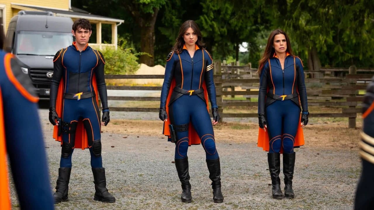 Clash of the Thundermans Review: Superhero Family Feud still 7