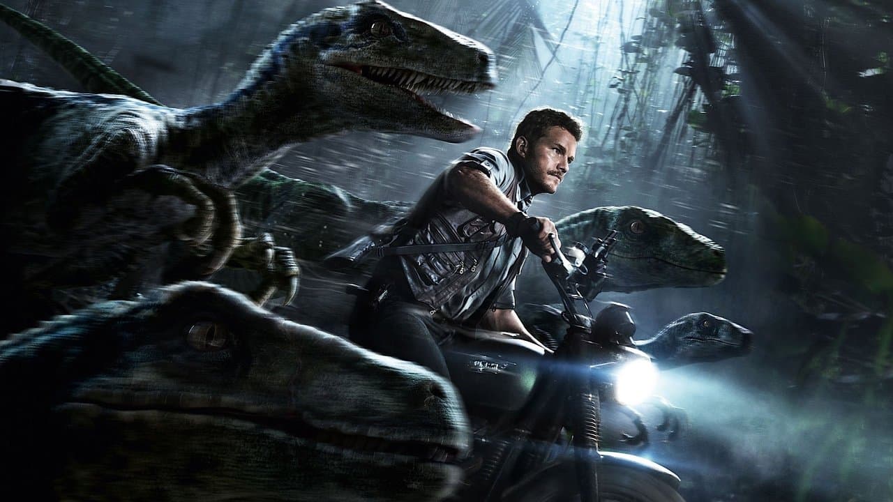 Jurassic World (2015): Dino Thrills & Chaos | MovieBuzz still 1