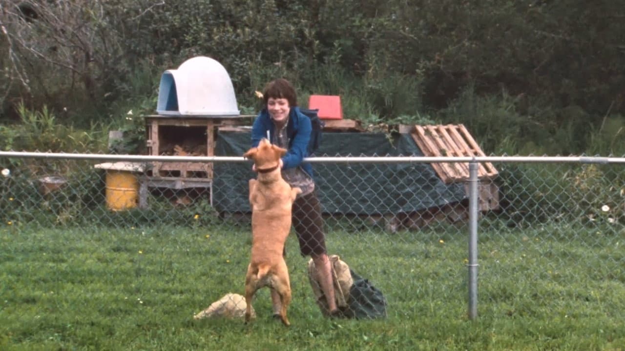 Wendy and Lucy still 4