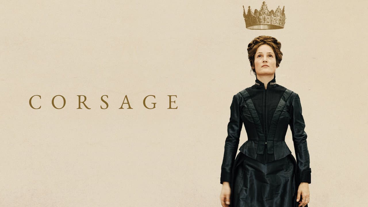 Corsage still 7