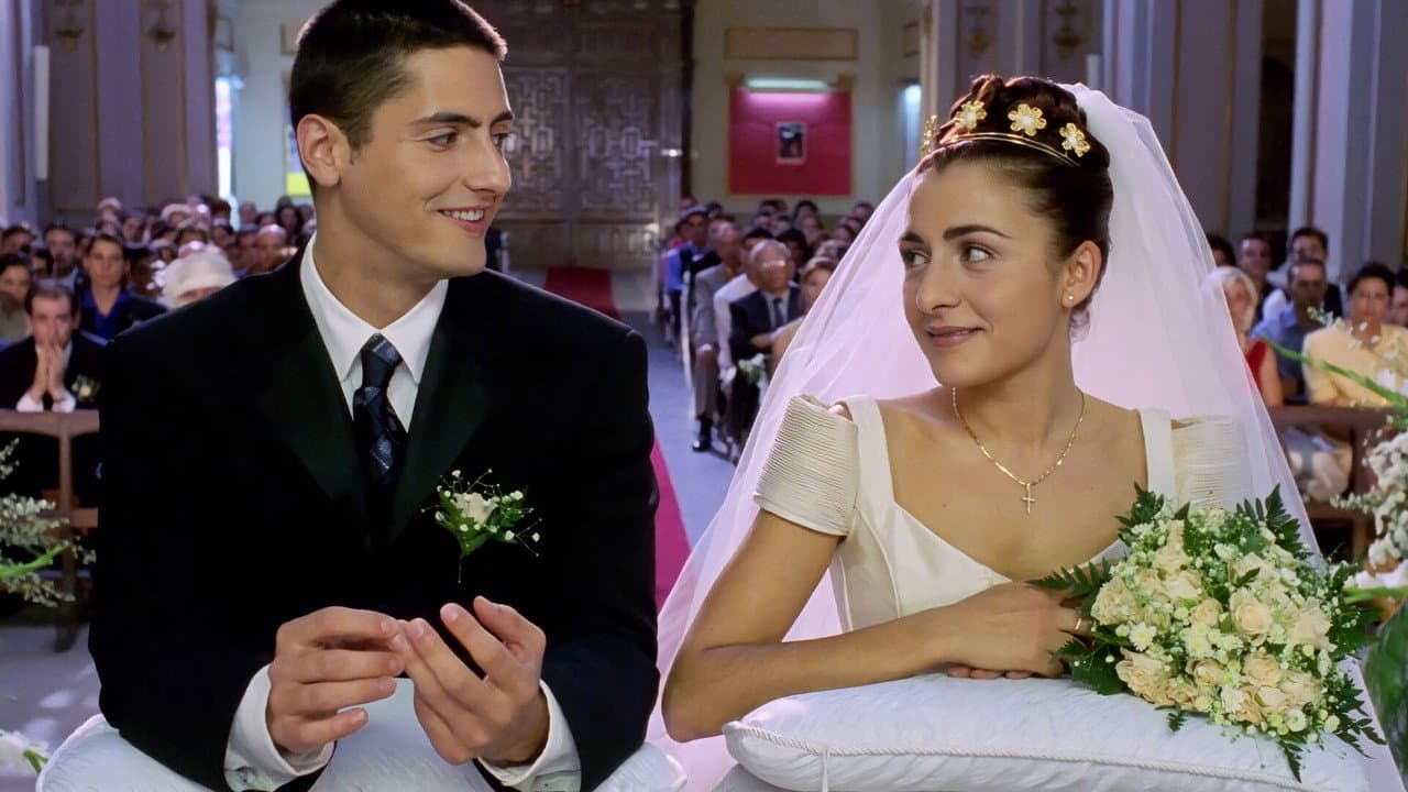 Novios still 1