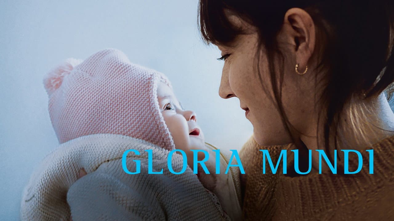Gloria Mundi still 7