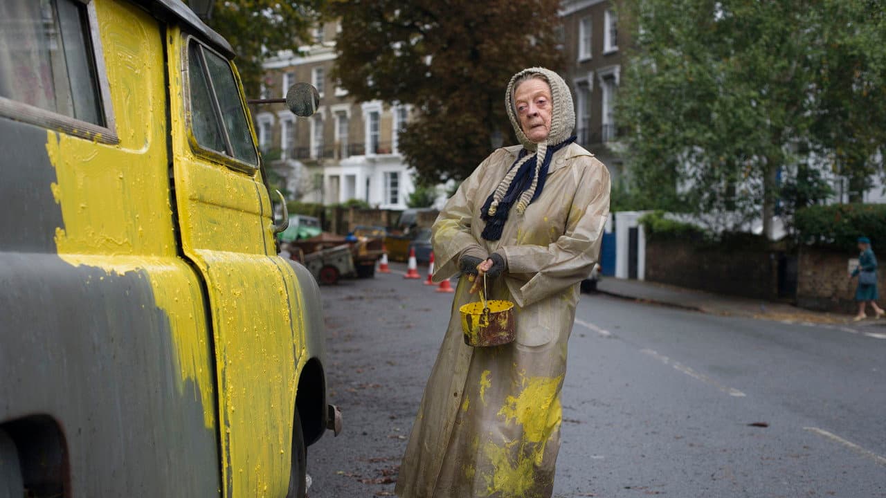 The Lady in the Van still 4