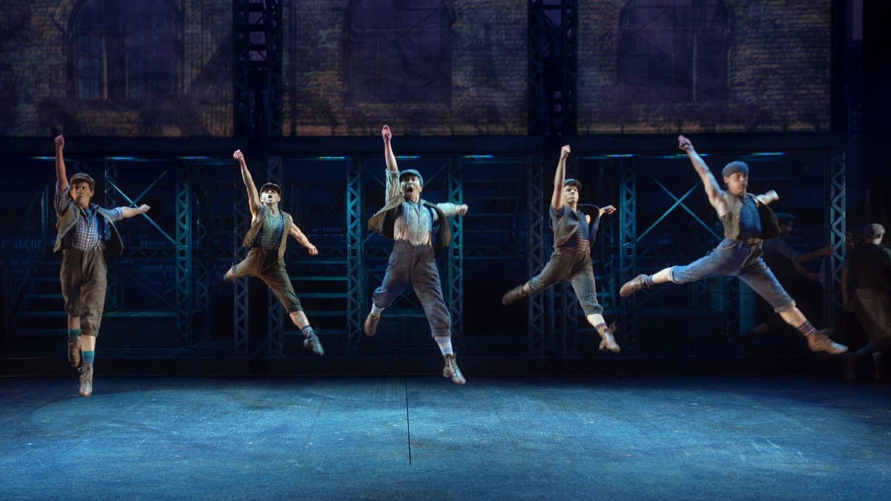 Newsies still 4