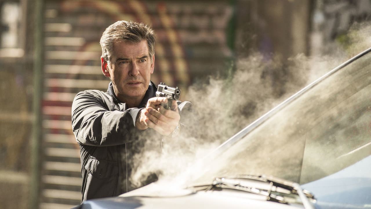 The November Man still 6