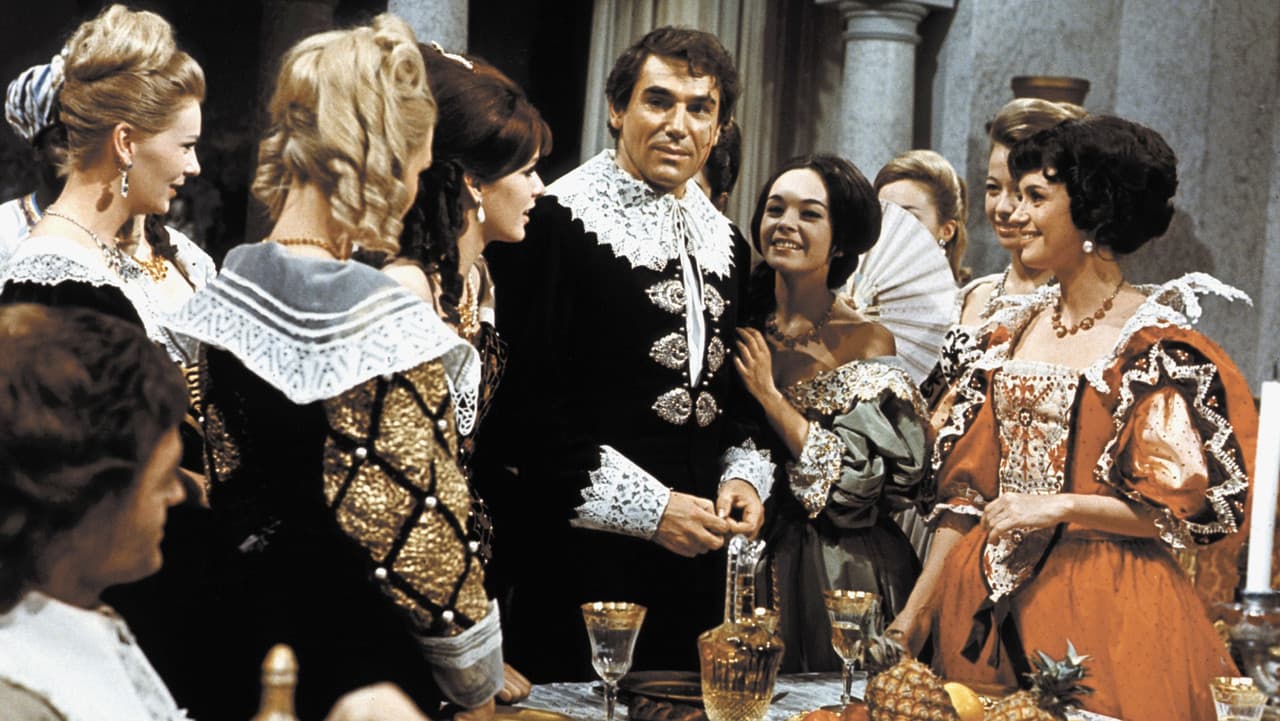 Angelique still 4