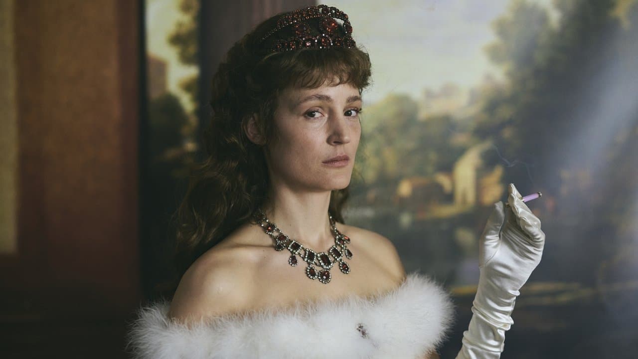 Corsage still 4