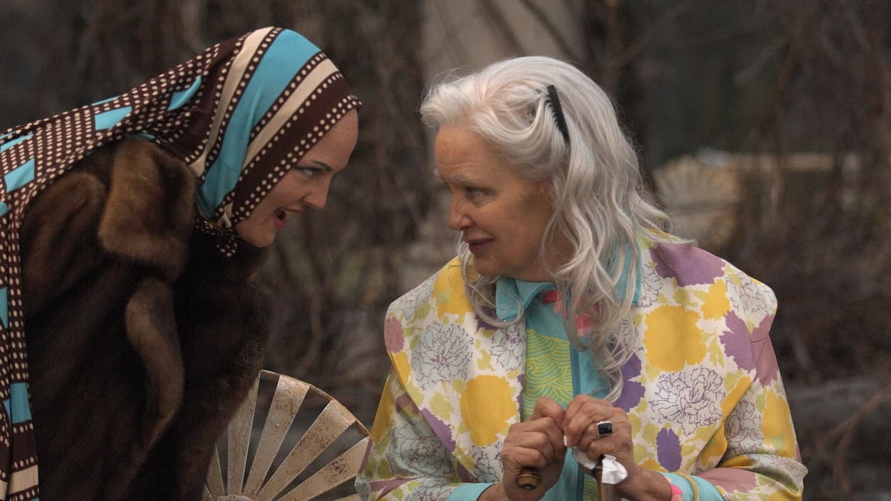 Grey Gardens still 4