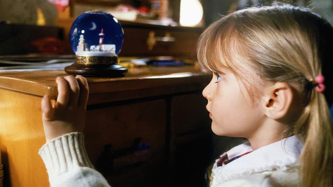 One Magic Christmas still 3