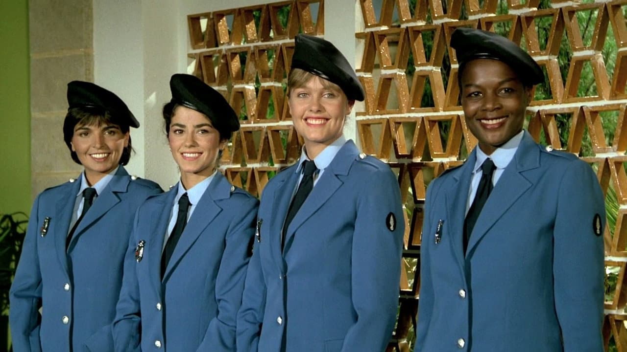 The Gendarme and the Gendarmettes still 4