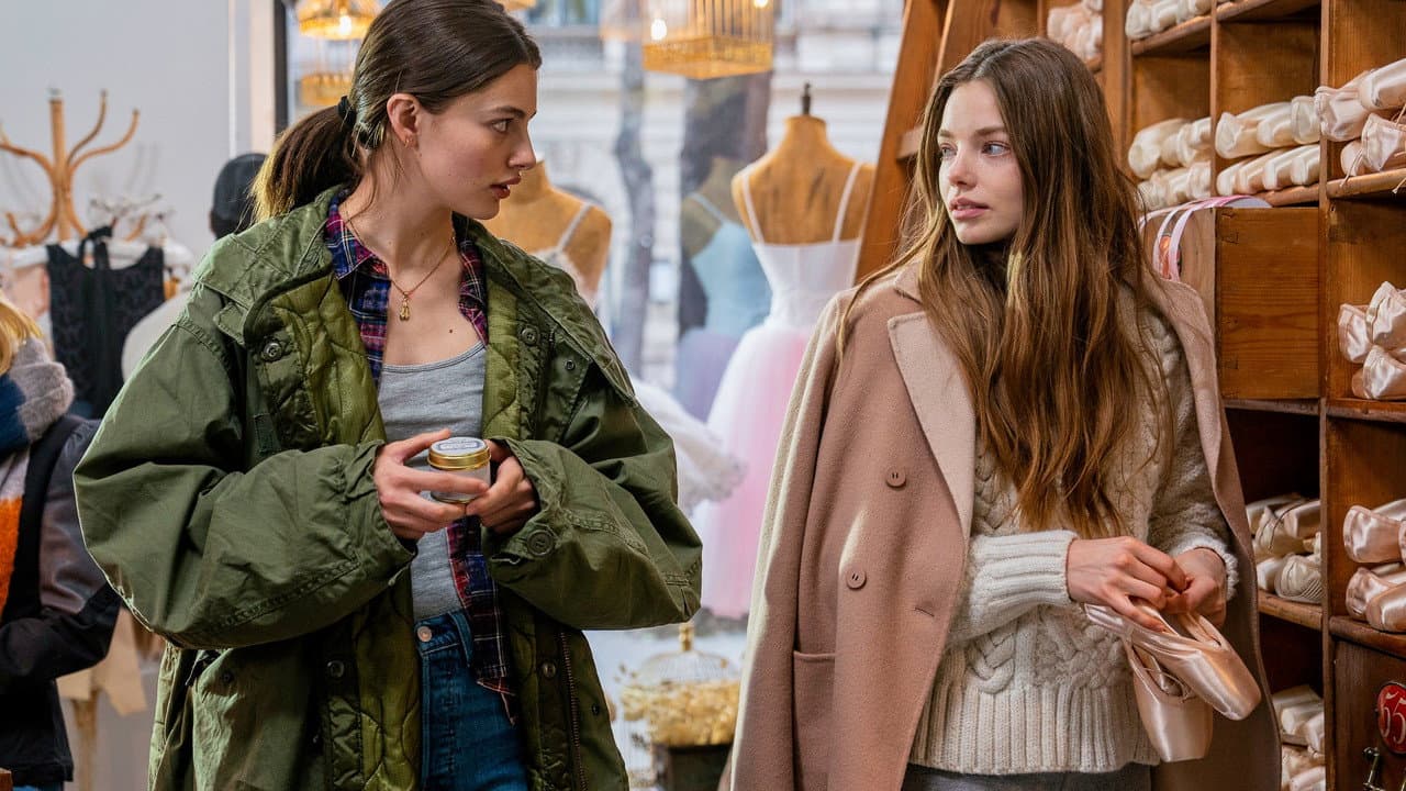 Birds of Paradise still 5