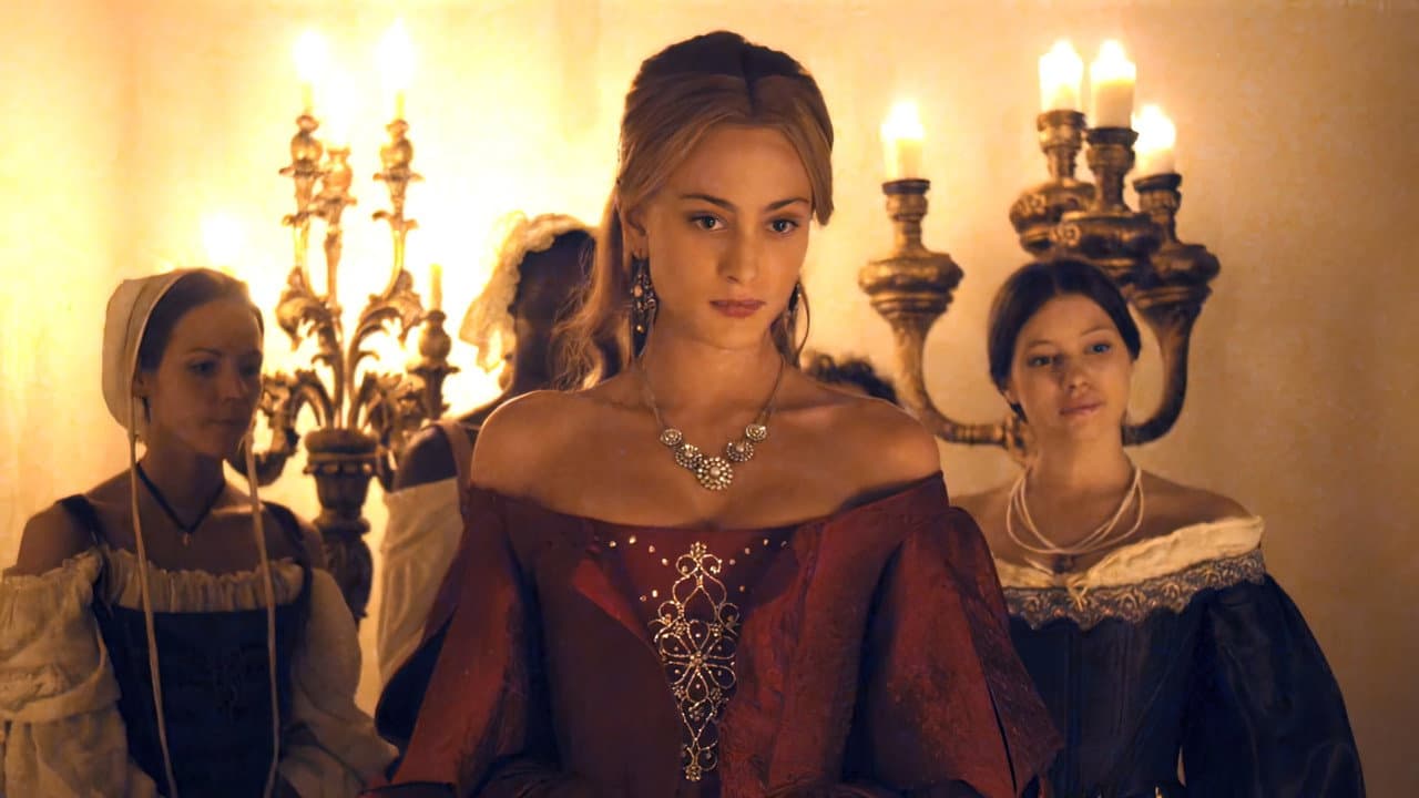 Angélique still 2