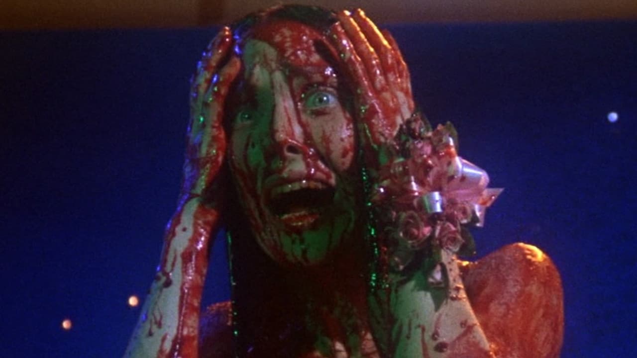 Carrie Trailer: Mike Flanagan Reimagines King's Horror still 5